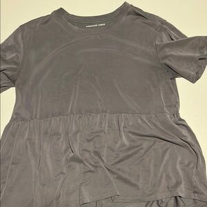 American Eagle Outfitters Gray Short Sleeve Tee
